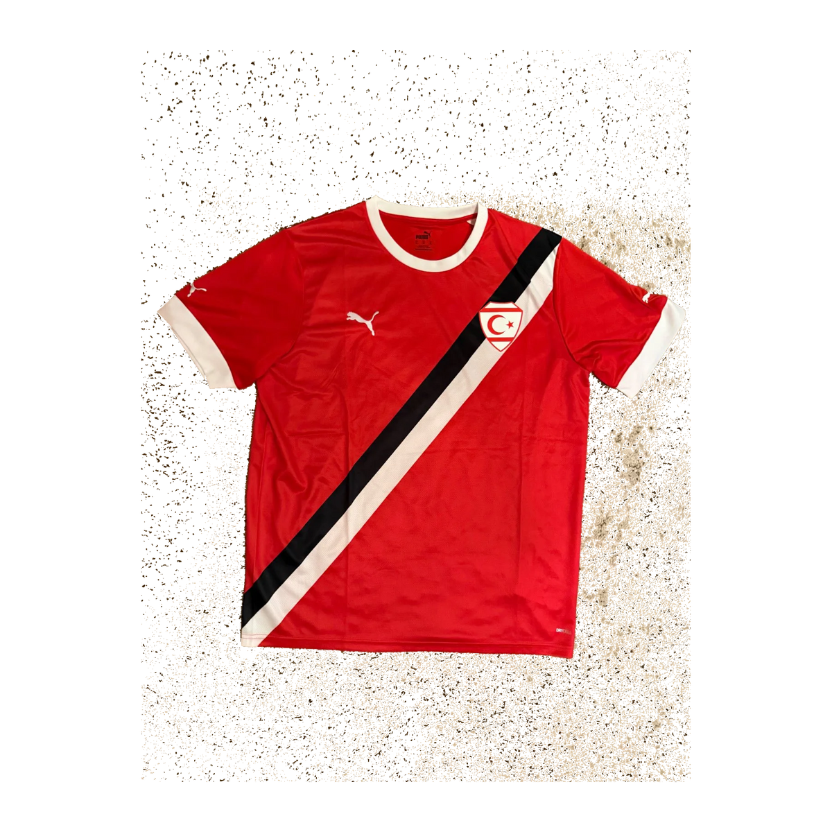 Northern Cyprus Home 2022/23, voorkant