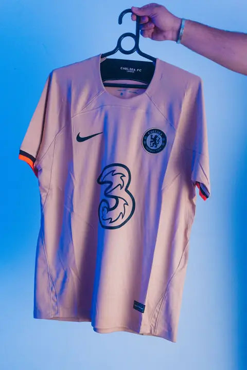 Shirt aan een hanger