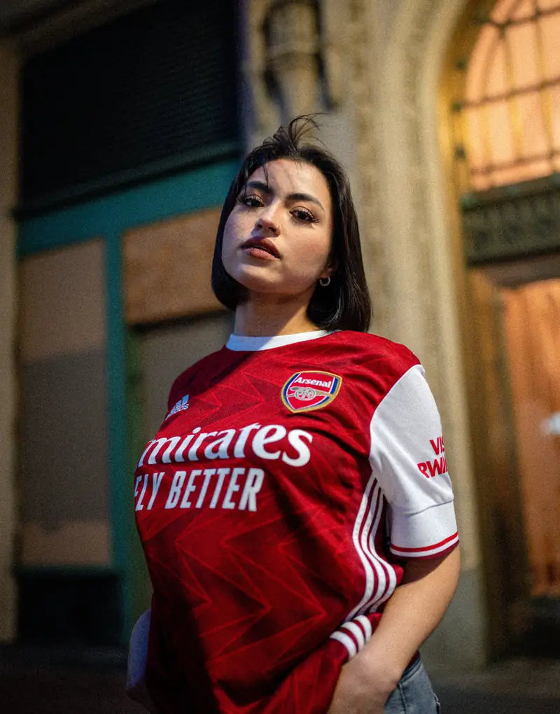 Supporter in een clubshirt